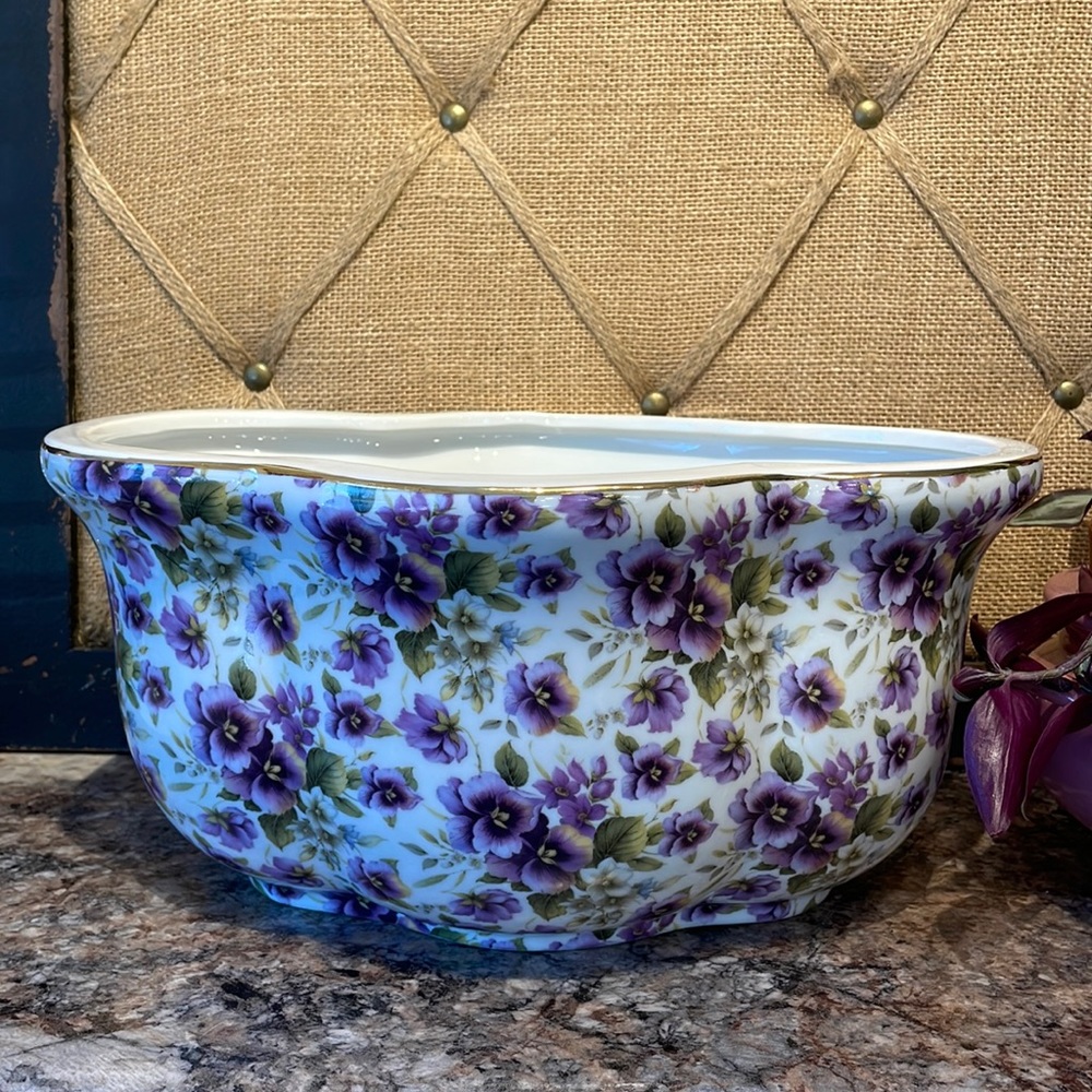 Formalities from Baum Bros. Vase